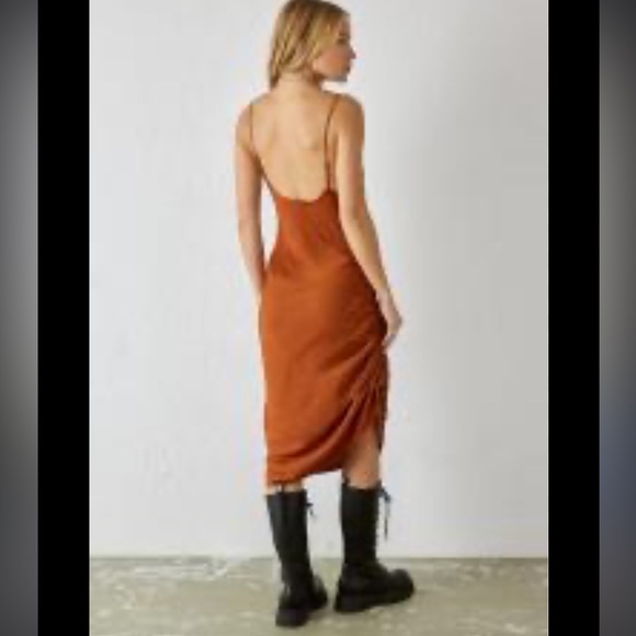 Free People Intimately Day to Night Midi Slip Dress Size Medium in Cinnabar NWT - Picture 13 of 13